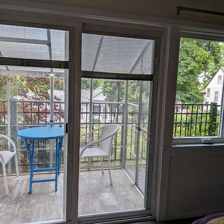 Ann Arbor Bed And Breakfast-3